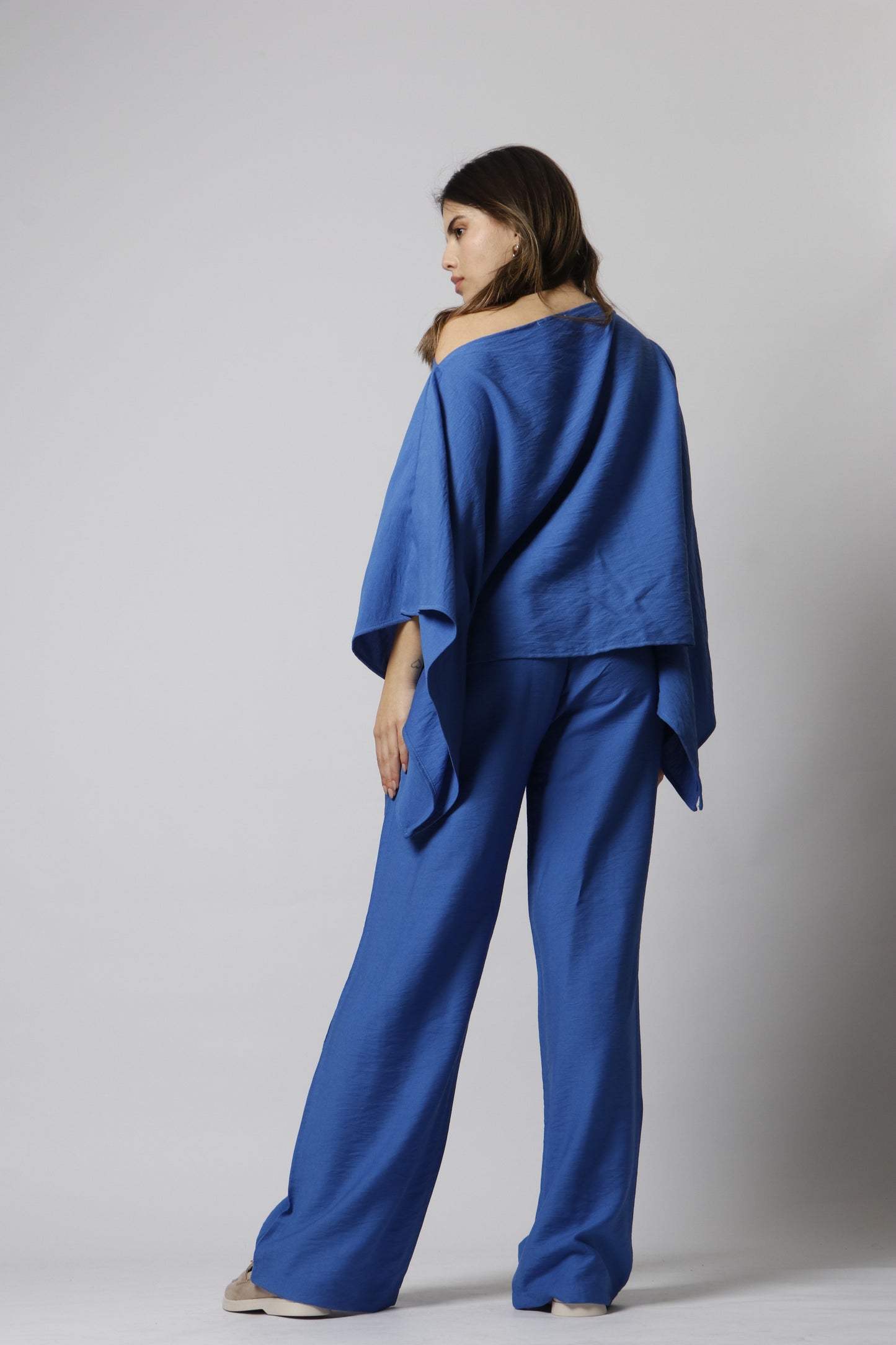 Asymmetrical shoulder linen set - Spring