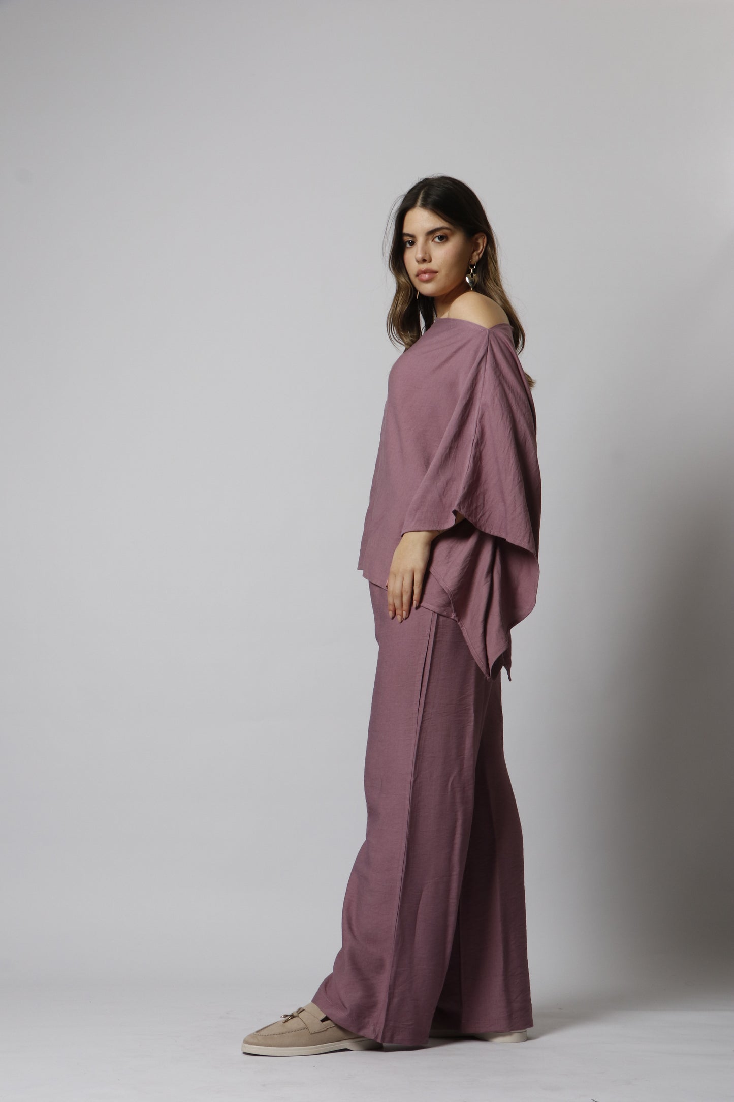 Asymmetrical shoulder linen set - Spring