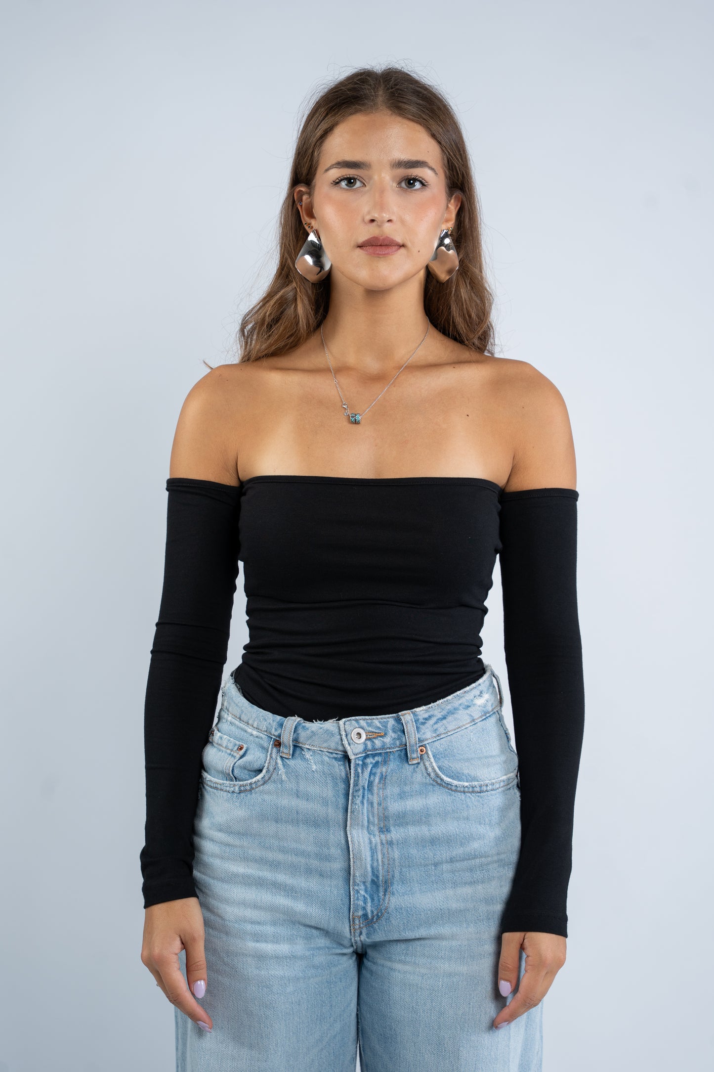 Off sleeves top