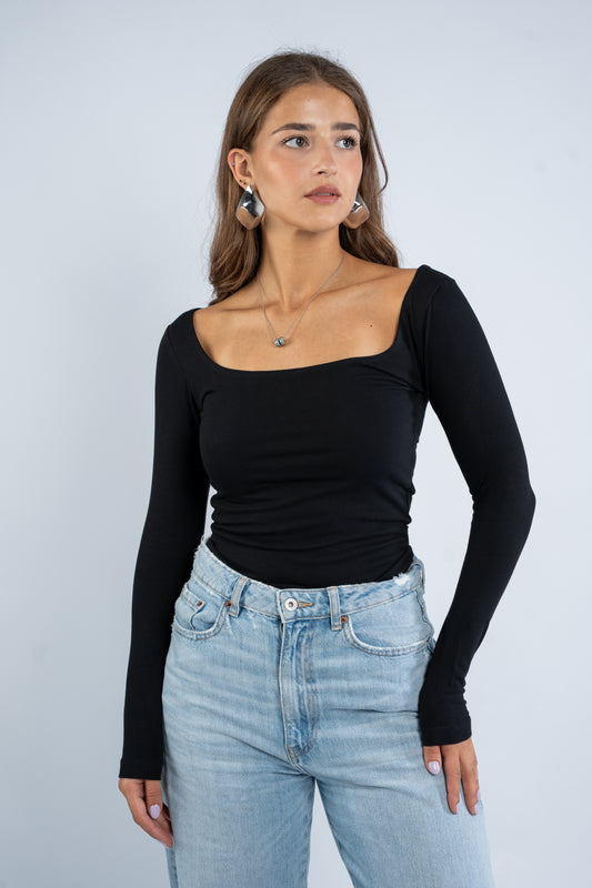Long sleeve squared neck basic