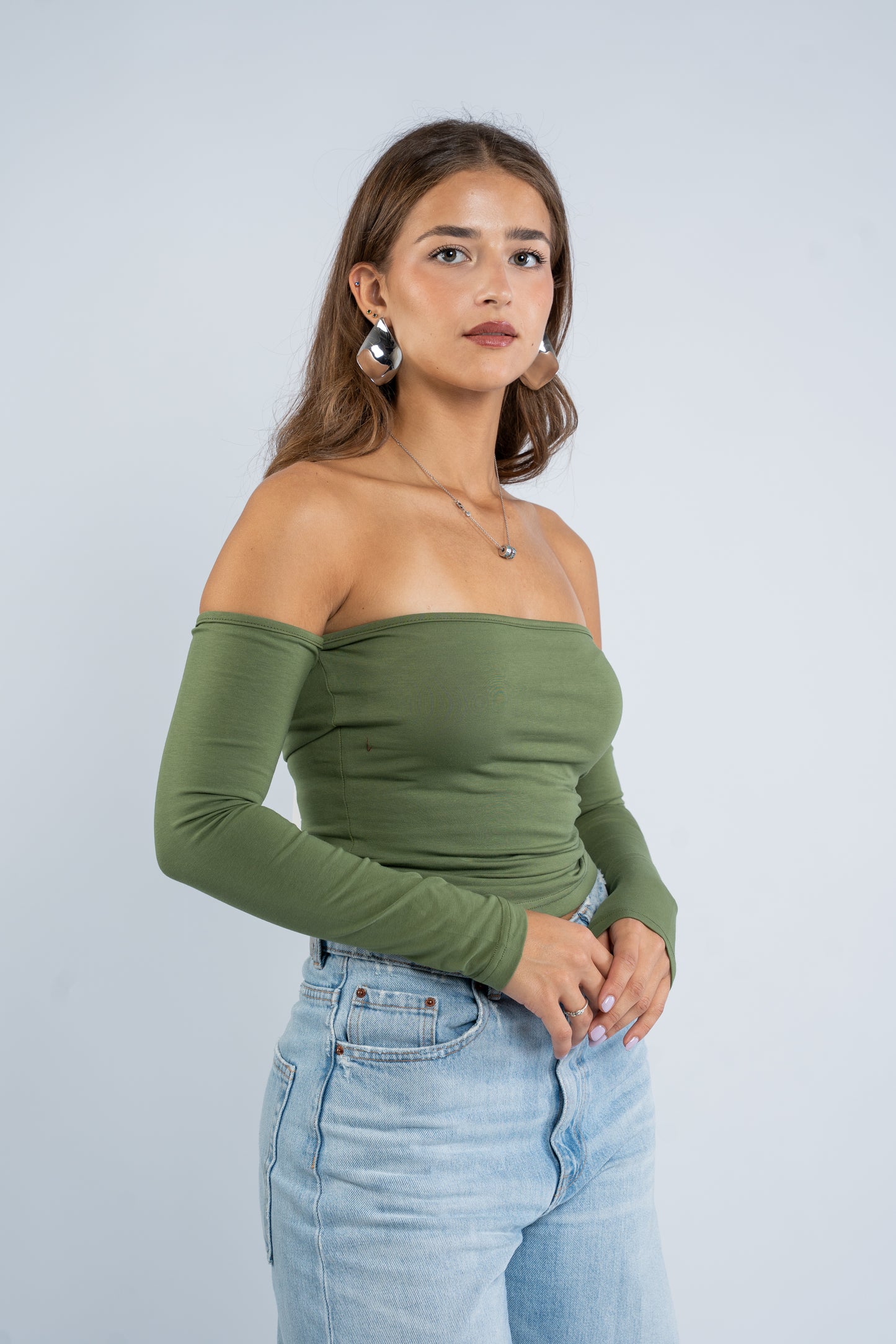 Off sleeves top