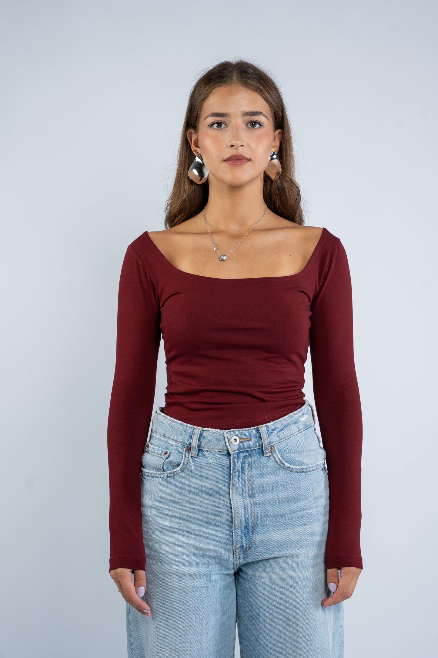 Long sleeve squared neck basic