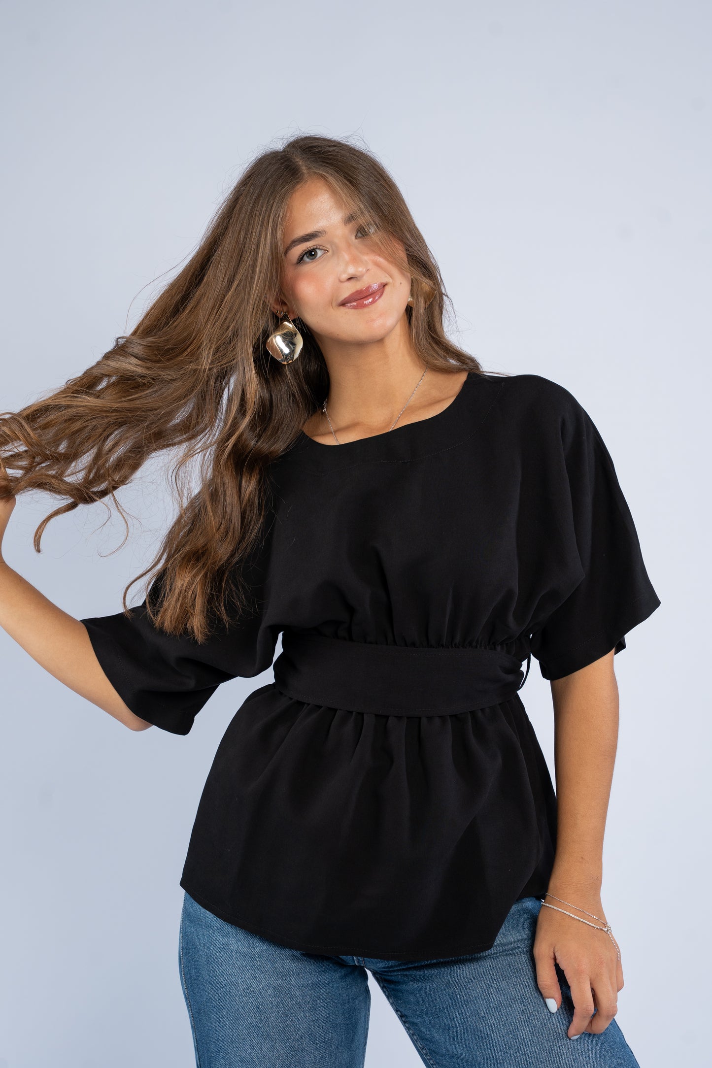 Open tie back top