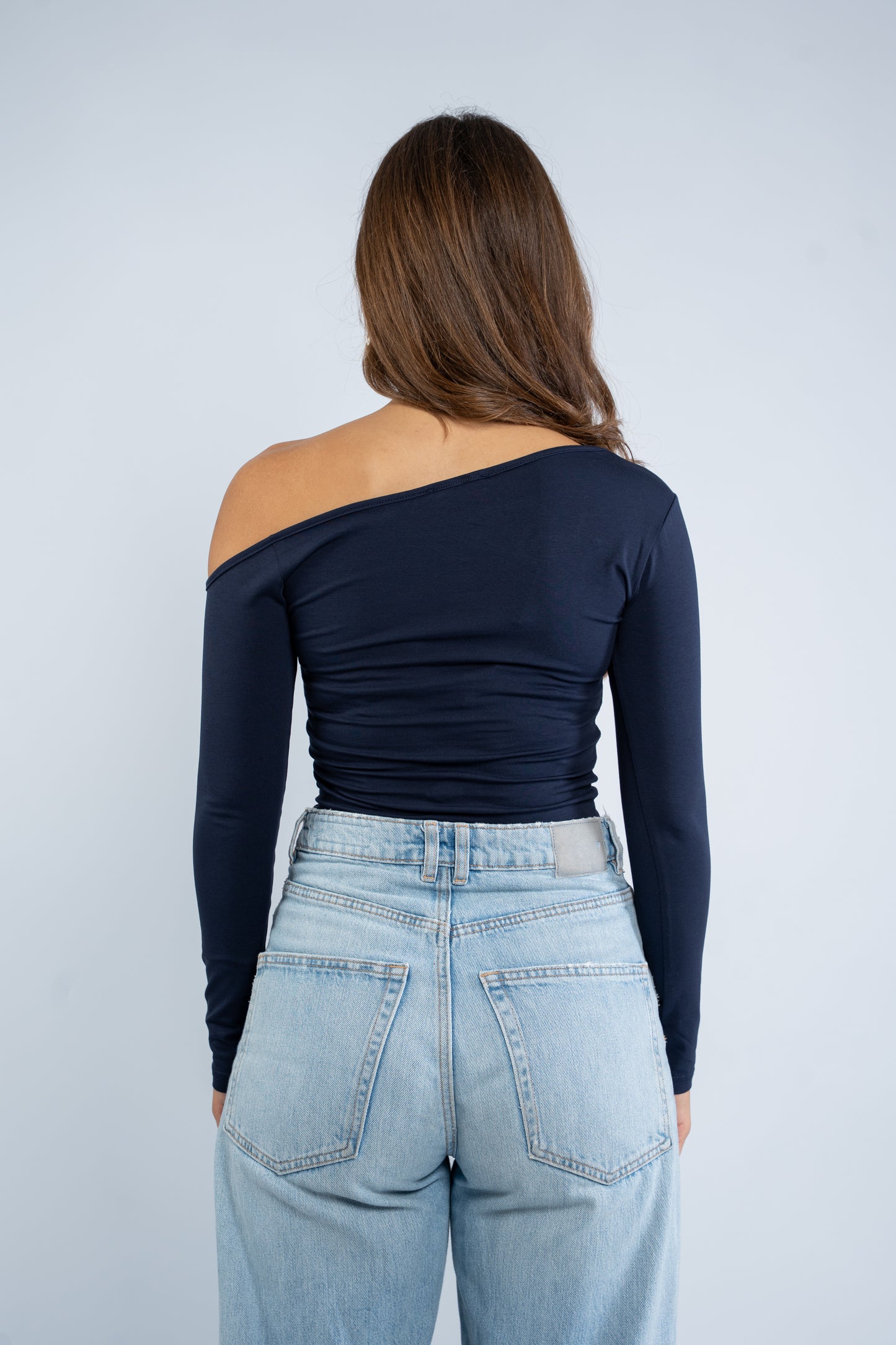 Long sleeve asymmetric shoulder top