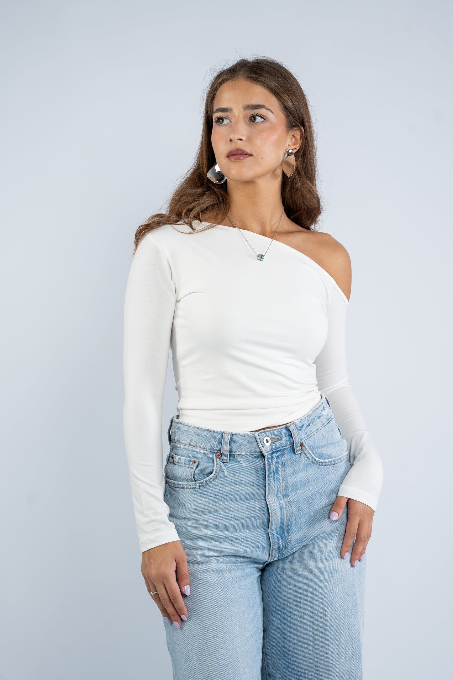 Long sleeve asymmetric shoulder top