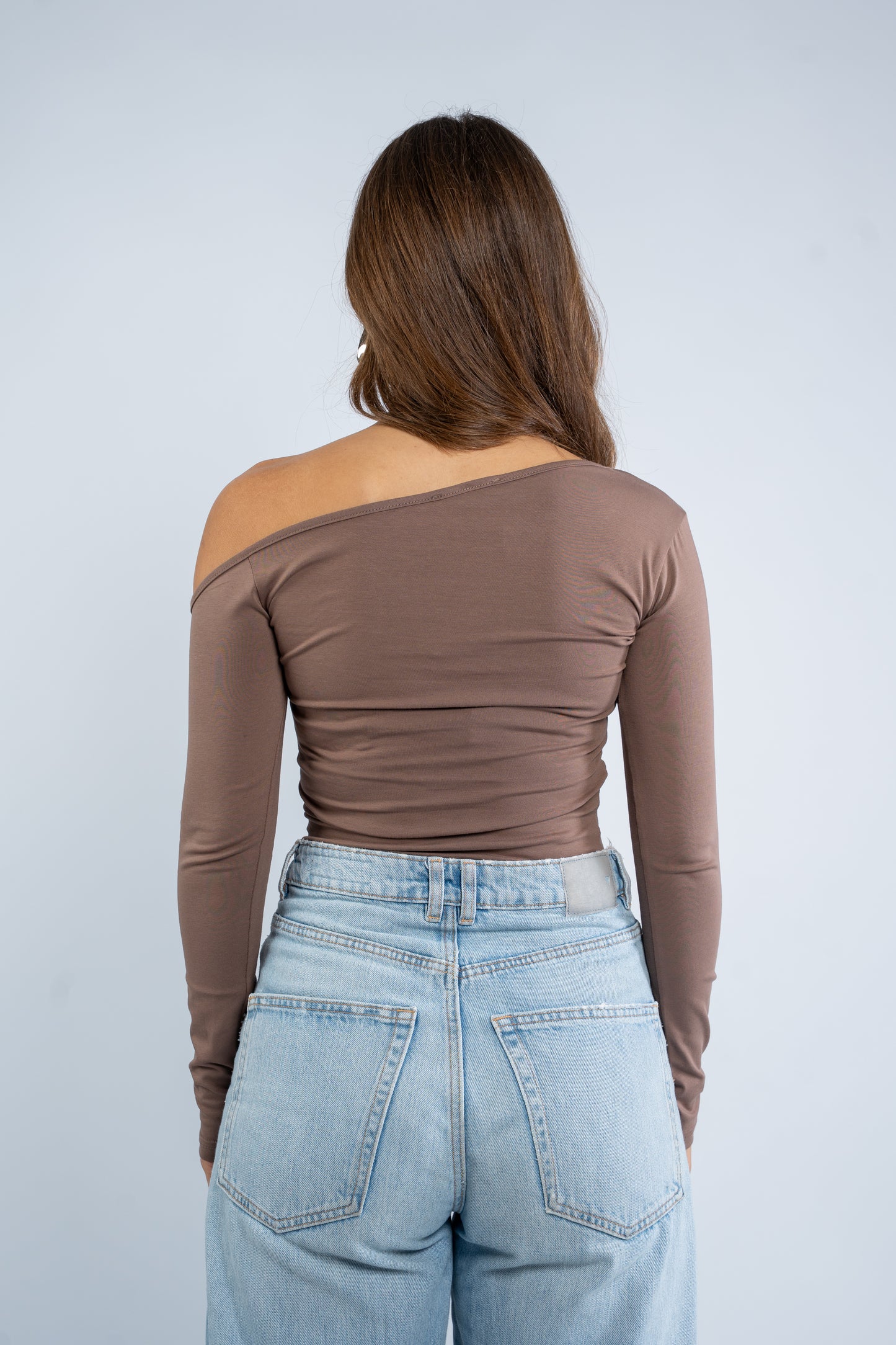 Long sleeve asymmetric shoulder top