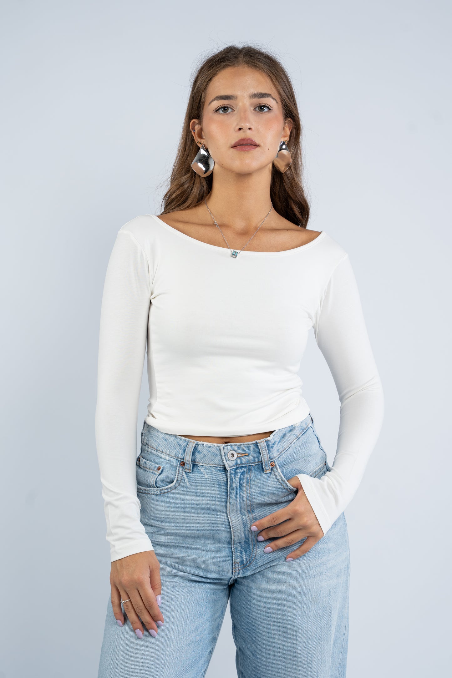 Round neck top
