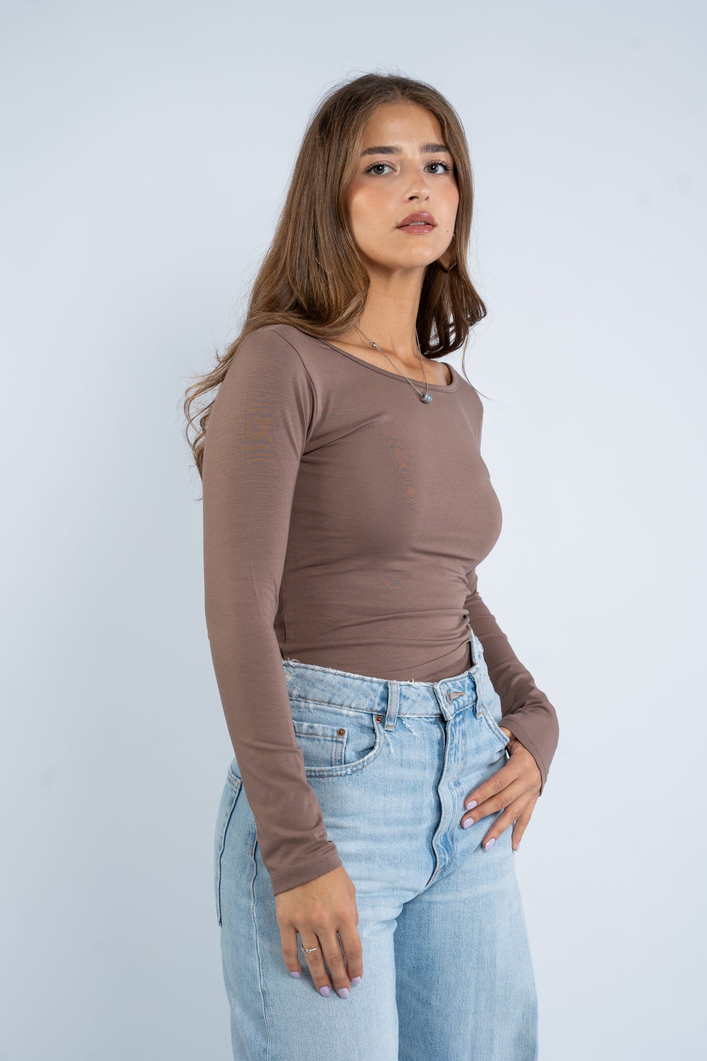 Round neck top