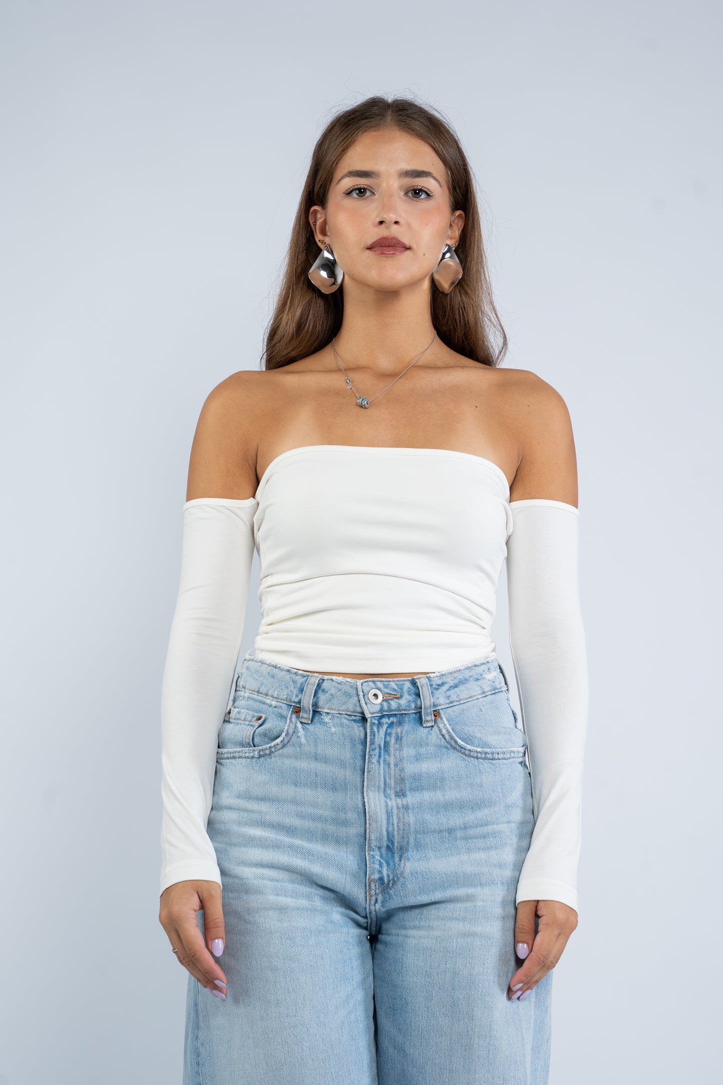 Off sleeves top