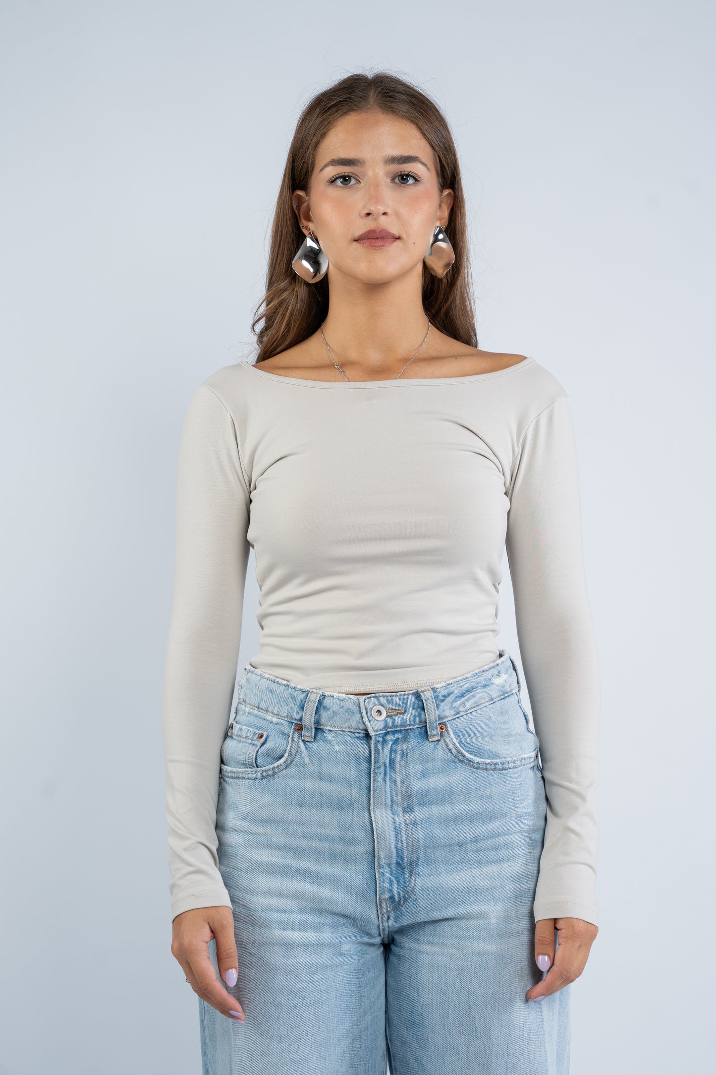 Round neck top