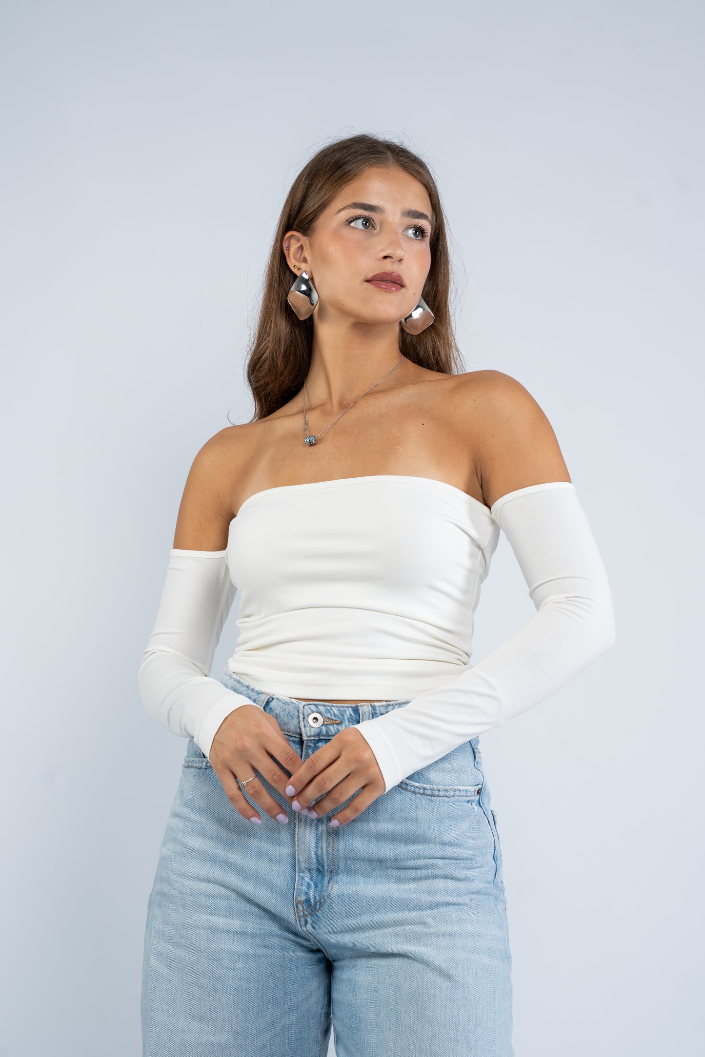 Off sleeves top
